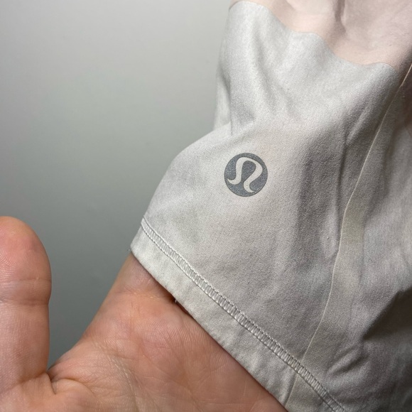 Lululemon Women’s Pink and white Run: Breeze By Skirt with built in shorts US 4 - Picture 9 of 10